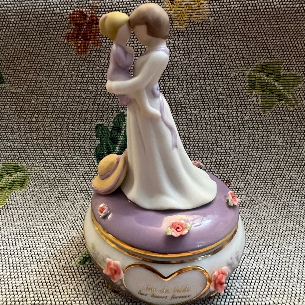 Pretty music box